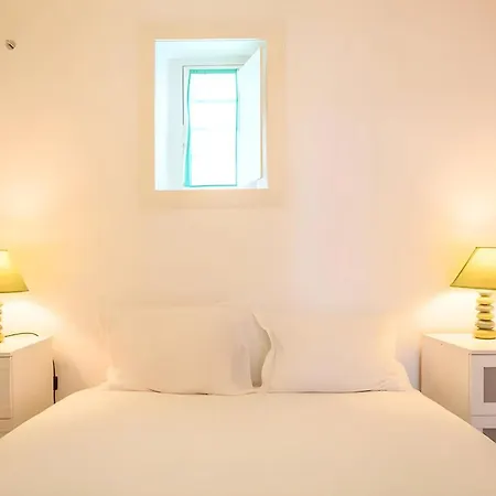 Historic & Typical 1 By Gt House Apartment *